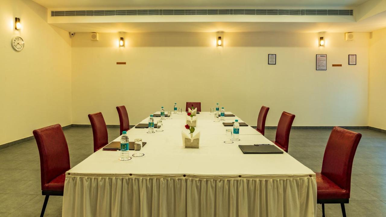 Arctic Hotel Kochi Dış mekan fotoğraf