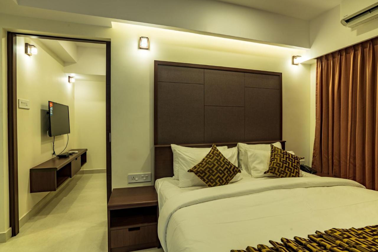 Arctic Hotel Kochi Dış mekan fotoğraf