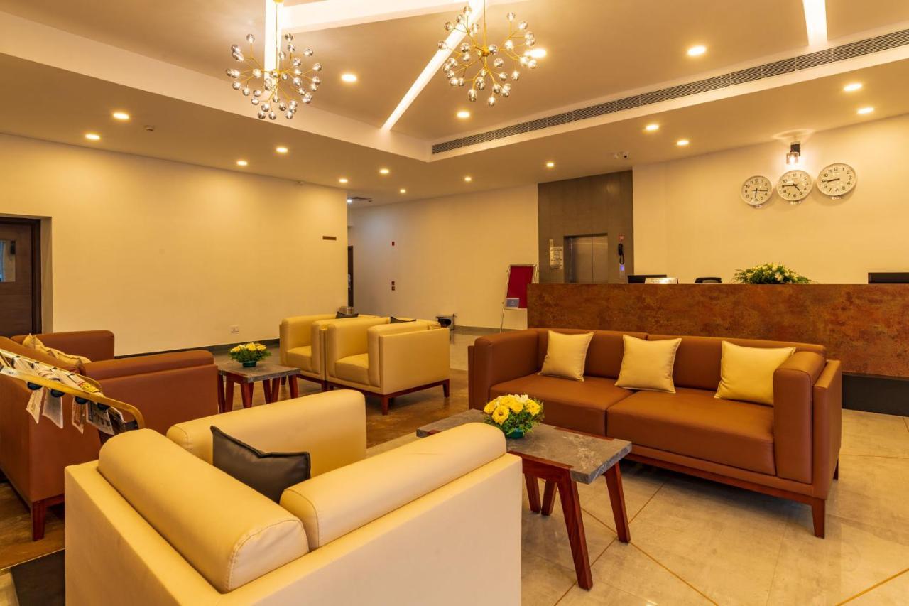 Arctic Hotel Kochi Dış mekan fotoğraf