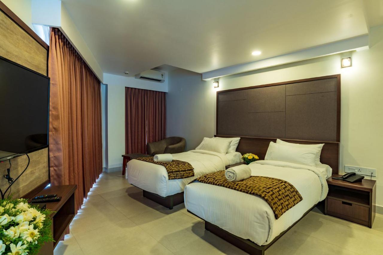 Arctic Hotel Kochi Dış mekan fotoğraf